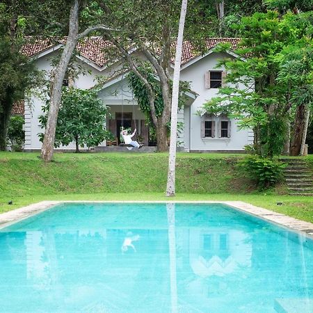 Siri Wedamadura Villa by Colonial Villas in Sri Lanka Weligama Bagian luar foto